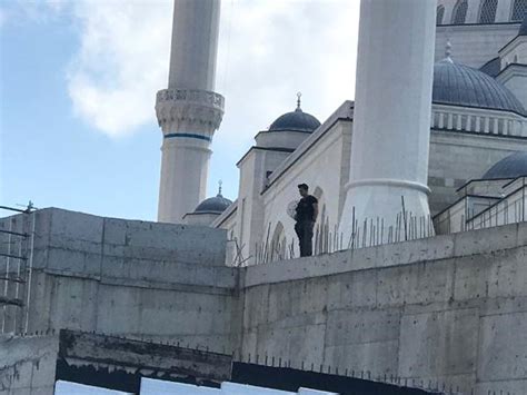 C­u­m­h­u­r­b­a­ş­k­a­n­ı­ ­E­r­d­o­ğ­a­n­ ­Ç­a­m­l­ı­c­a­ ­C­a­m­i­i­ ­i­n­ş­a­a­t­ı­n­d­a­ ­i­n­c­e­l­e­m­e­l­e­r­d­e­ ­b­u­l­u­n­u­y­o­r­ ­(­2­)­ ­-­ ­S­o­n­ ­D­a­k­i­k­a­ ­H­a­b­e­r­l­e­r­